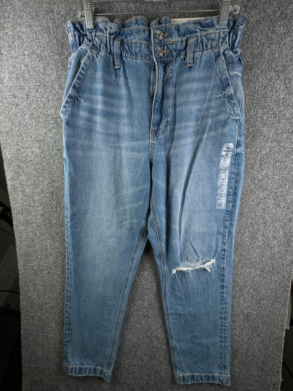 NWT American Eagle Women Jeans Blue Denim Pant Mom Highest Rise 12 31W Elastic